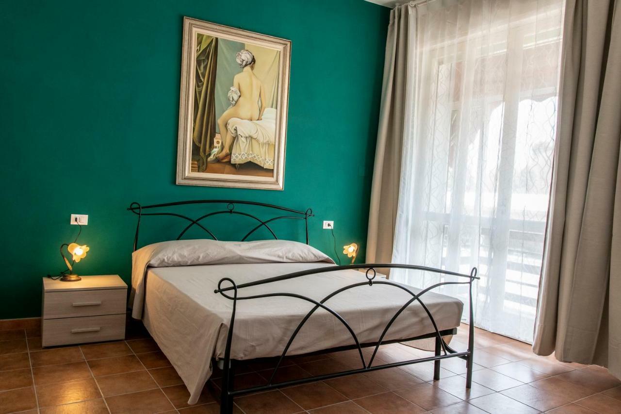 B&B Le Muse Ferrara Buitenkant foto